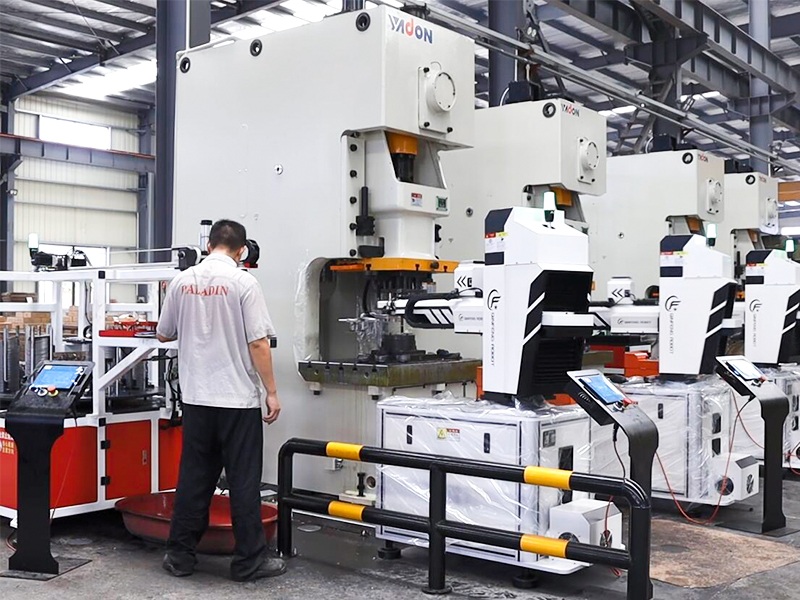 Fabryka czapki na palce