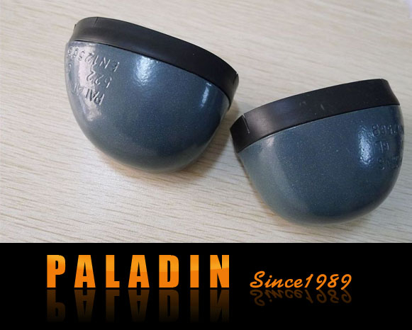 Stalowa czapka 522 z paskiem